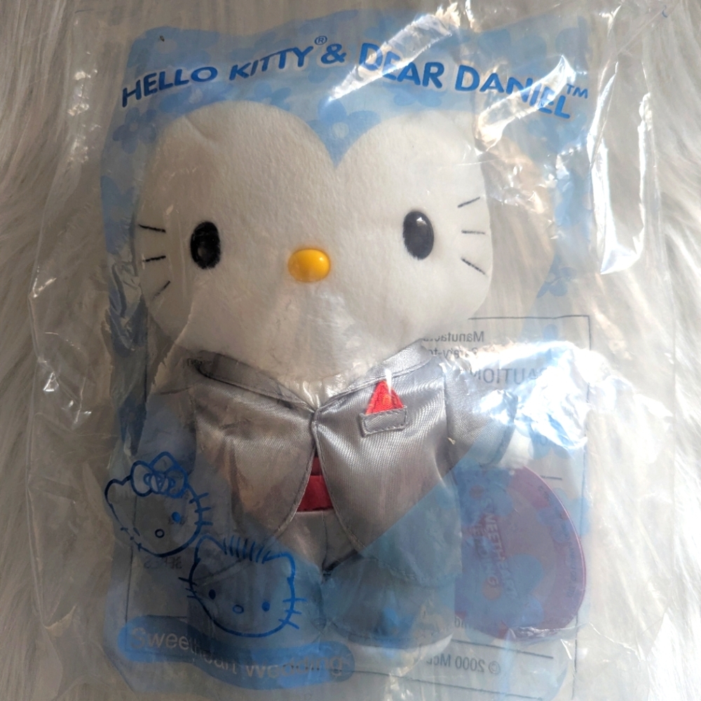 Dear Daniel Plush 2000 McDonald's Sealed- Hello Kitty Sanrio Sweetheart Wedding
